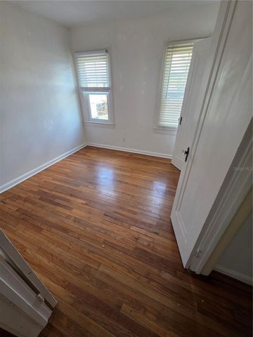 807 N THORNTON AVENUE 807, Orlando, FL 32803