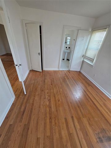807 N THORNTON AVENUE 807, Orlando, FL 32803