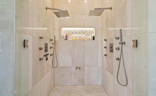 40722 N HARBOUR TOWN Court, Anthem, AZ 85086