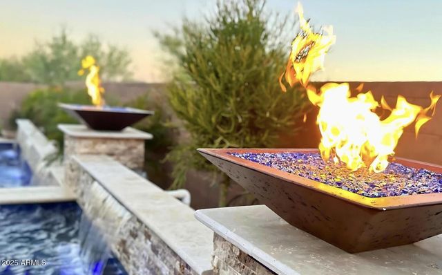 40722 N HARBOUR TOWN Court, Anthem, AZ 85086