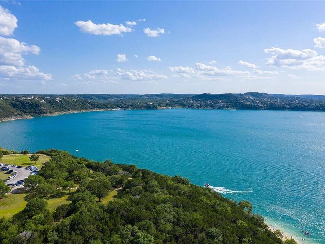 134 Clearwater CT 8, Canyon Lake, TX 78133