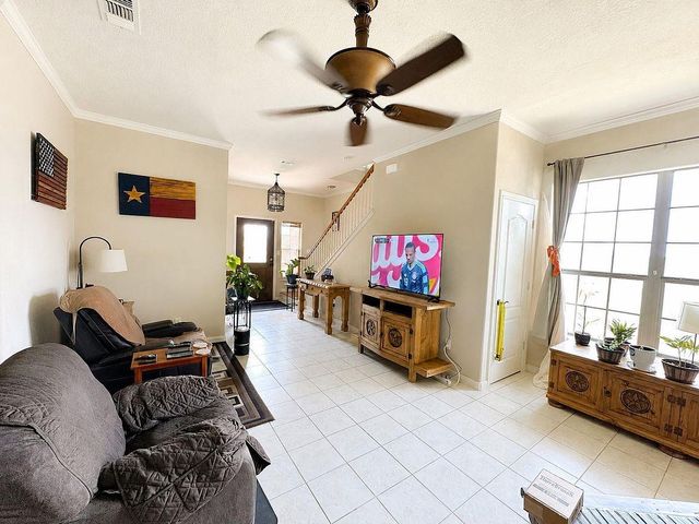 134 Clearwater CT 8, Canyon Lake, TX 78133