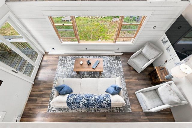 10 Silver Lake Drive, Belmont, NH 03220