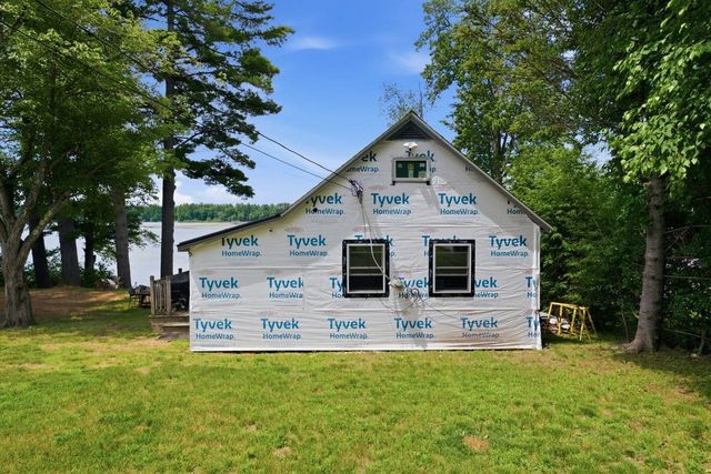 10 Silver Lake Drive, Belmont, NH 03220