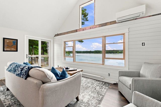 10 Silver Lake Drive, Belmont, NH 03220