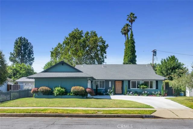 22240 Hart, Canoga Park, CA 91303