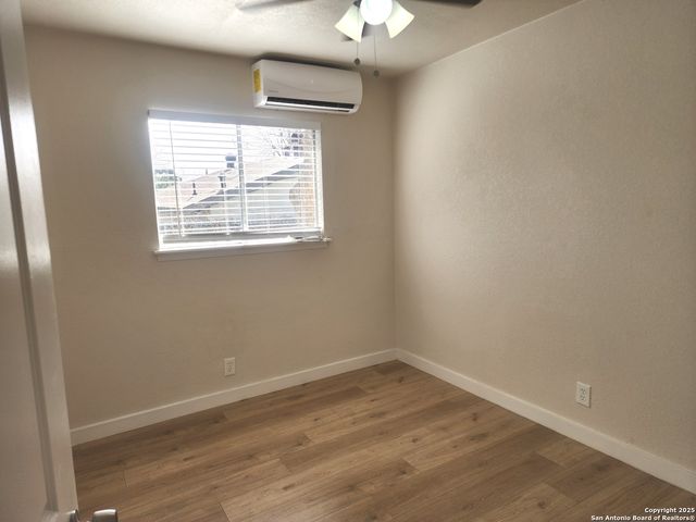 6143 Topcroft, San Antonio, TX 78238