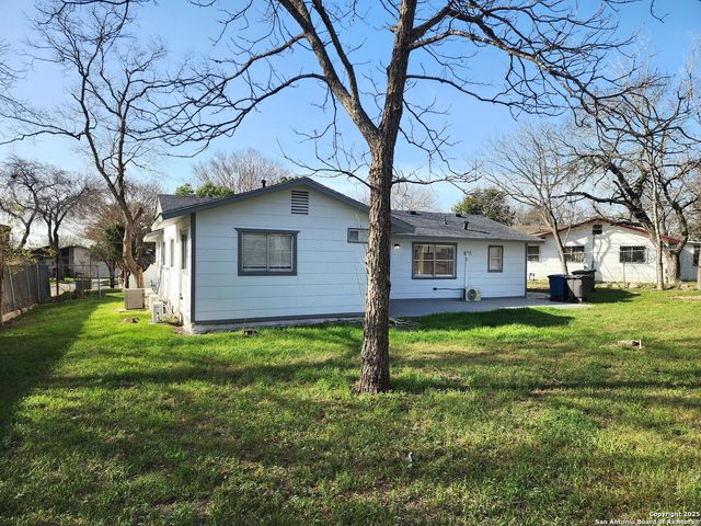 6143 Topcroft, San Antonio, TX 78238