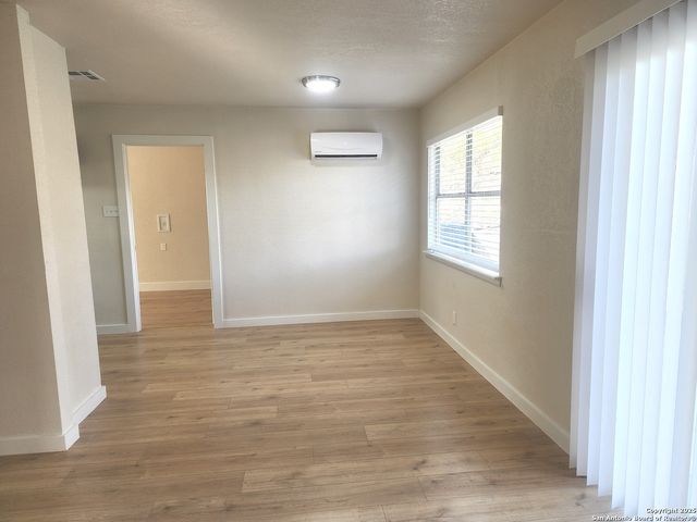 6143 Topcroft, San Antonio, TX 78238