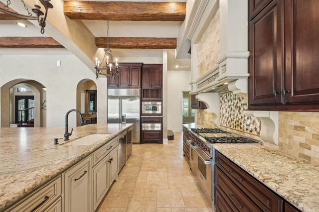2102 Countryshire Lane, Richmond, TX 77406