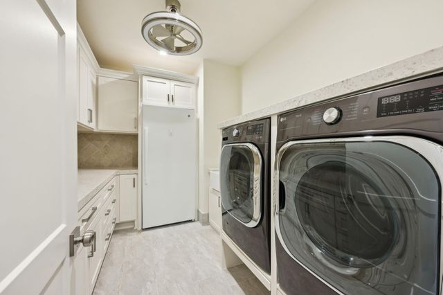 2102 Countryshire Lane, Richmond, TX 77406