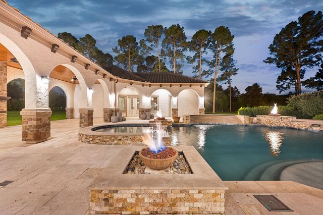 2102 Countryshire Lane, Richmond, TX 77406