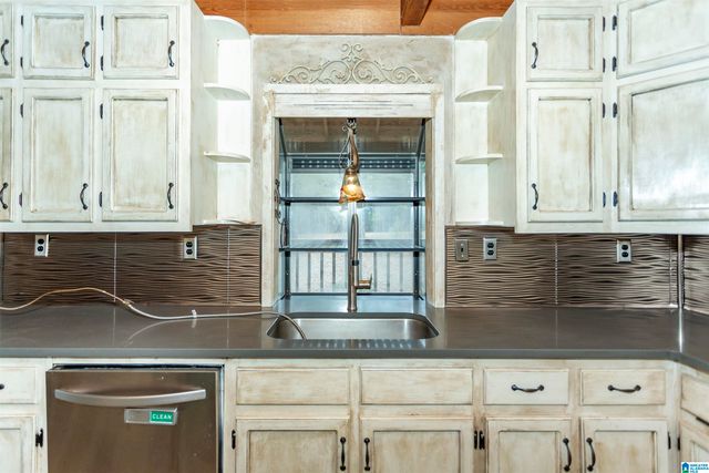 222 SWEETGUM ROAD, Calera, AL 35040