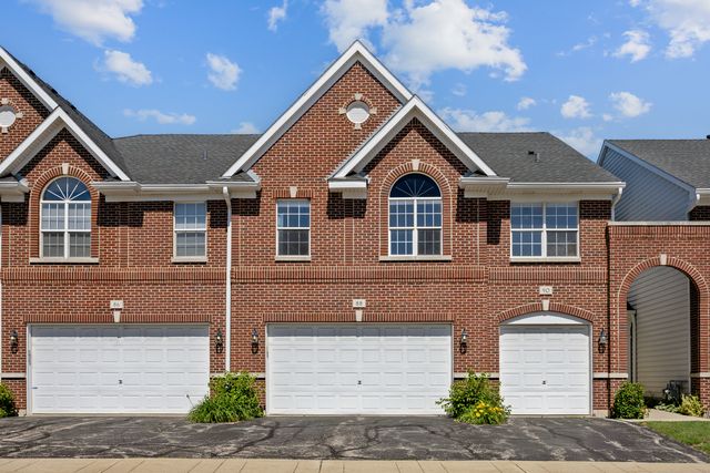 88 Fulbright Lane, Schaumburg, IL 60194