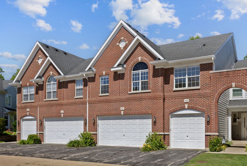 88 Fulbright Lane, Schaumburg, IL 60194
