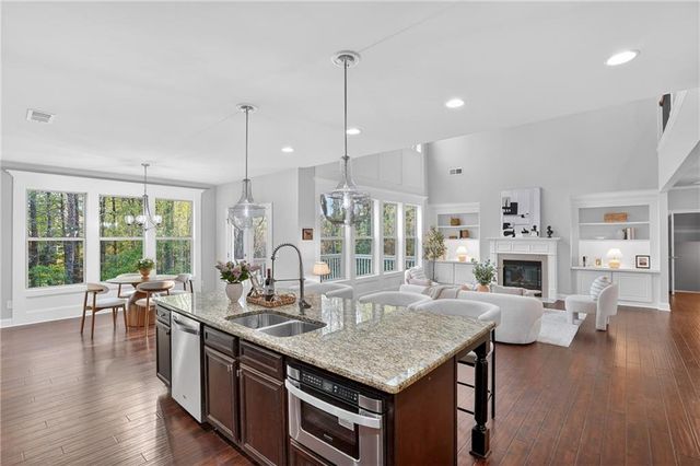 490 Brookwood Estates Drive, Alpharetta, GA 30005