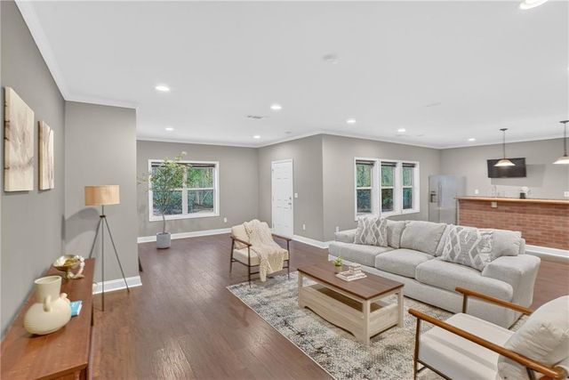 490 Brookwood Estates Drive, Alpharetta, GA 30005