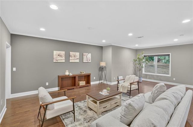 490 Brookwood Estates Drive, Alpharetta, GA 30005