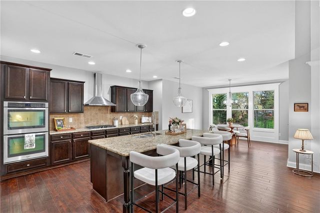 490 Brookwood Estates Drive, Alpharetta, GA 30005