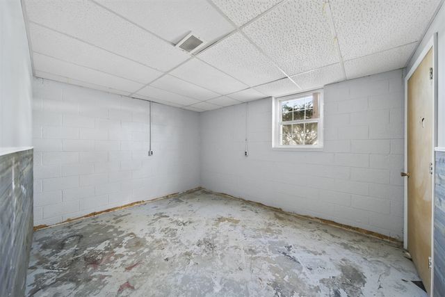 2375 Windemere Drive, Jackson, MI 49202