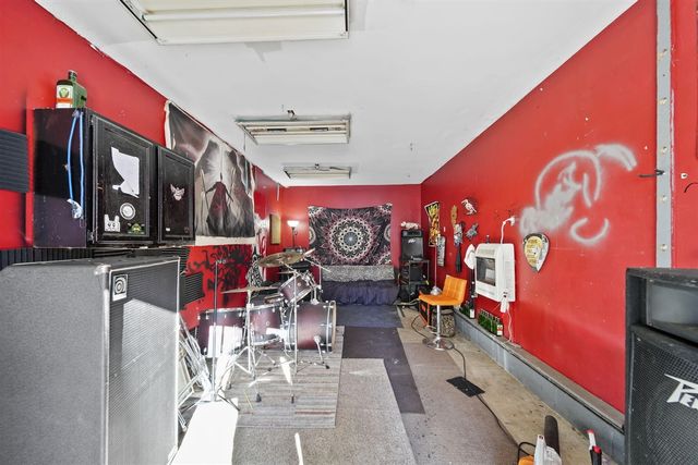 2375 Windemere Drive, Jackson, MI 49202