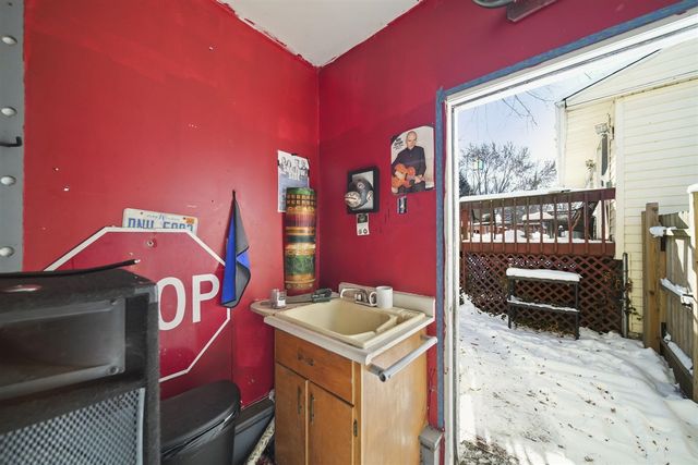 2375 Windemere Drive, Jackson, MI 49202