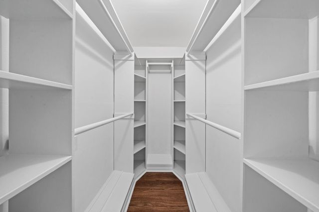 10151 Brinwood Drive, Houston, TX 77043