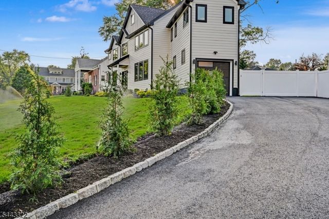 10 Shawnee Rd, Cranford Twp., NJ 07016