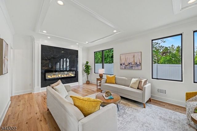 10 Shawnee Rd, Cranford Twp., NJ 07016