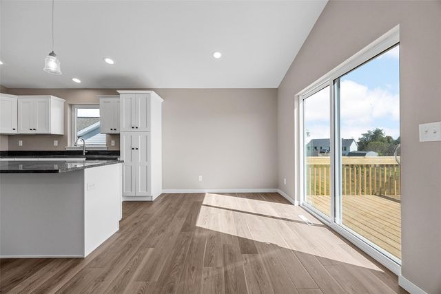 803 Indigo Drive, Palo, IA 52324
