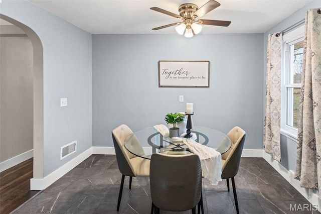 7210 Montclair Avenue, Godfrey, IL 62035