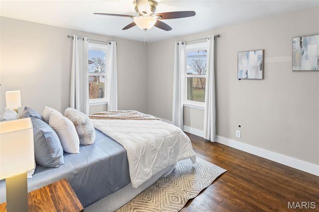 7210 Montclair Avenue, Godfrey, IL 62035