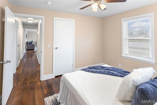 7210 Montclair Avenue, Godfrey, IL 62035