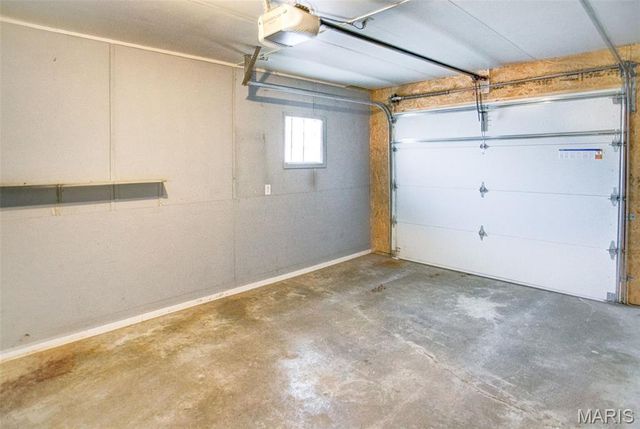 7210 Montclair Avenue, Godfrey, IL 62035