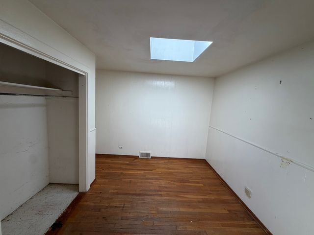 99 Mariposa Avenue, Waukegan, IL 60087