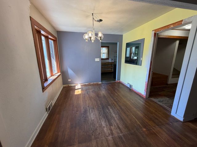 99 Mariposa Avenue, Waukegan, IL 60087