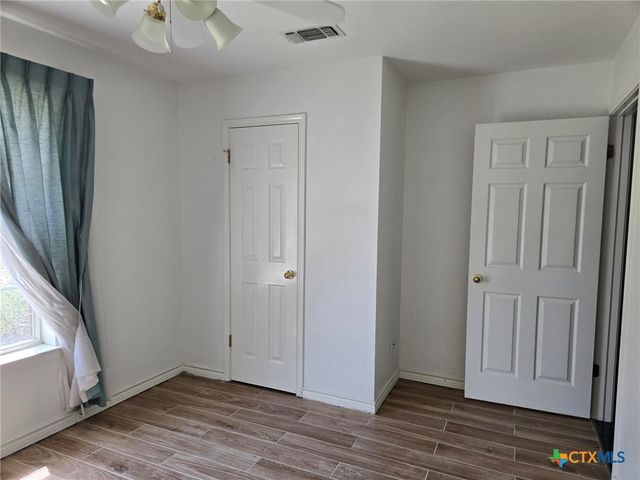 120 Gardenridge Drive, Seguin, TX 78155
