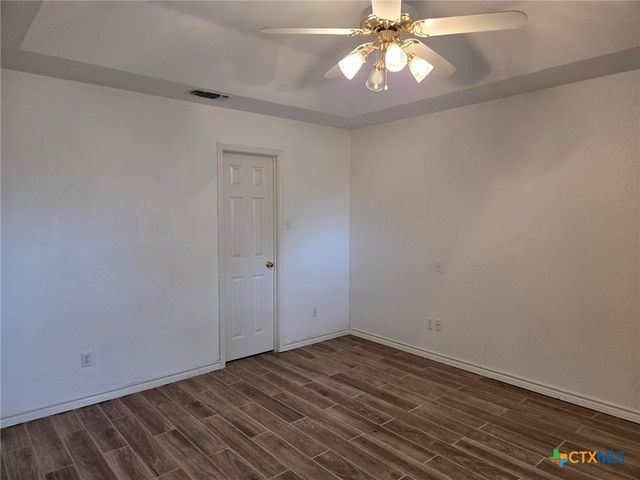 120 Gardenridge Drive, Seguin, TX 78155