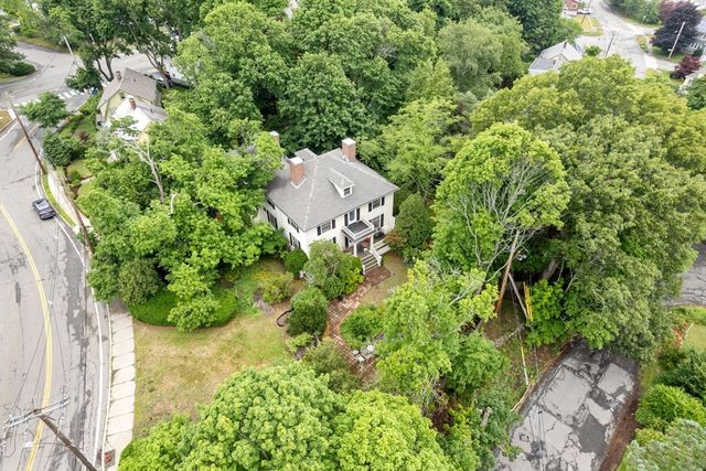 7 Park Cir, Arlington, MA 02476