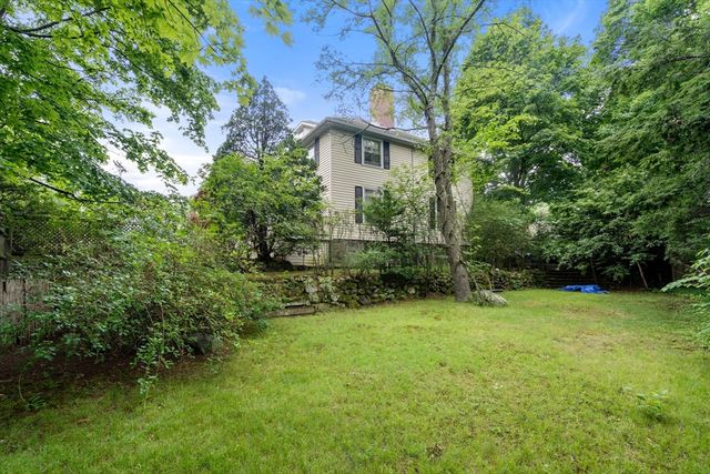 7 Park Cir, Arlington, MA 02476