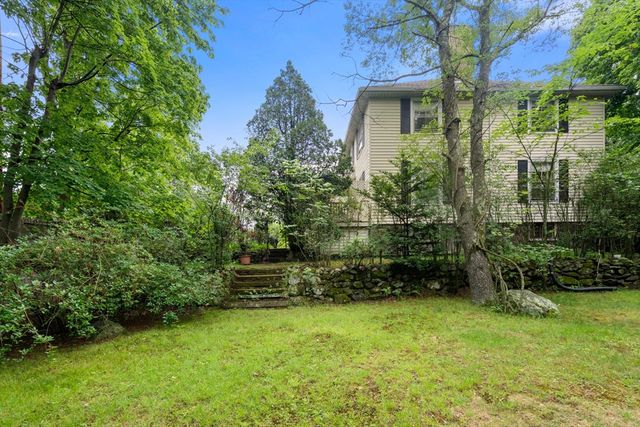 7 Park Cir, Arlington, MA 02476