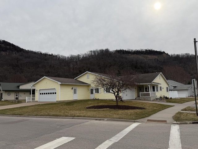 3304 Solaris LANE, La Crosse, WI 54601