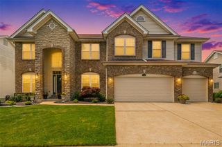 308 Remington Way Drive, Ballwin, MO 63021
