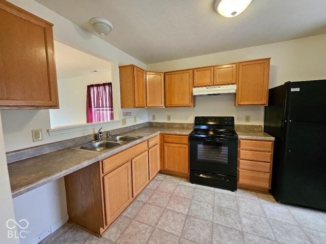 2164 Rossington Lane, Indianapolis, IN 46229
