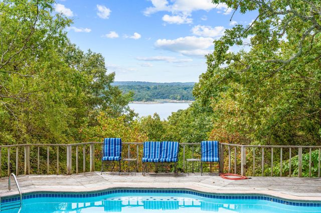 120 Quellhorst Drive, Isabella, MO 65676