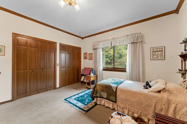 120 Quellhorst Drive, Isabella, MO 65676