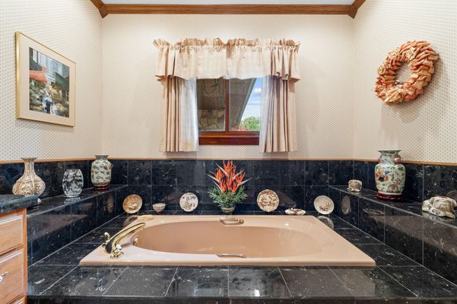 120 Quellhorst Drive, Isabella, MO 65676