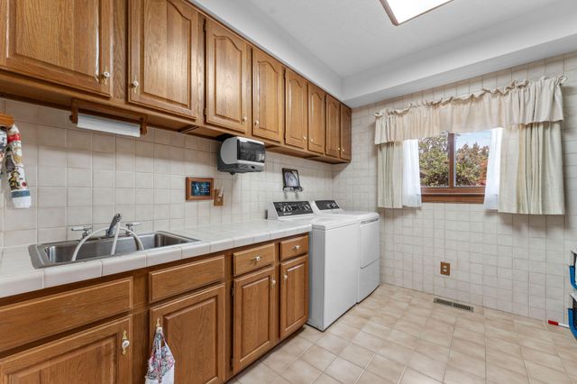 120 Quellhorst Drive, Isabella, MO 65676