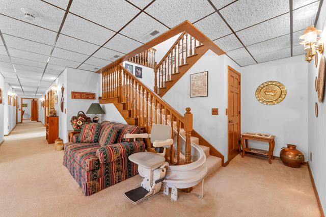 120 Quellhorst Drive, Isabella, MO 65676