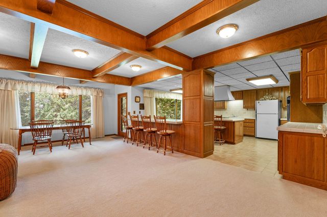 120 Quellhorst Drive, Isabella, MO 65676